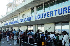 Le dépistage du Covid-19 peut dorénavant se faire à l’Aéroport Toussaint Louverture