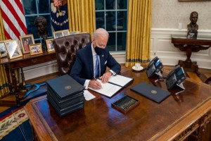 Les sans-papiers haïtiens pourront rester aux États-Unis. Merci Biden!