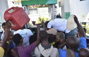 Le carburant se fait de nouveau rare à Port-au-Prince