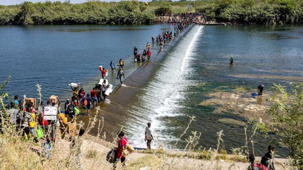 Le port d’entrée Del Rio fermé aux migrants